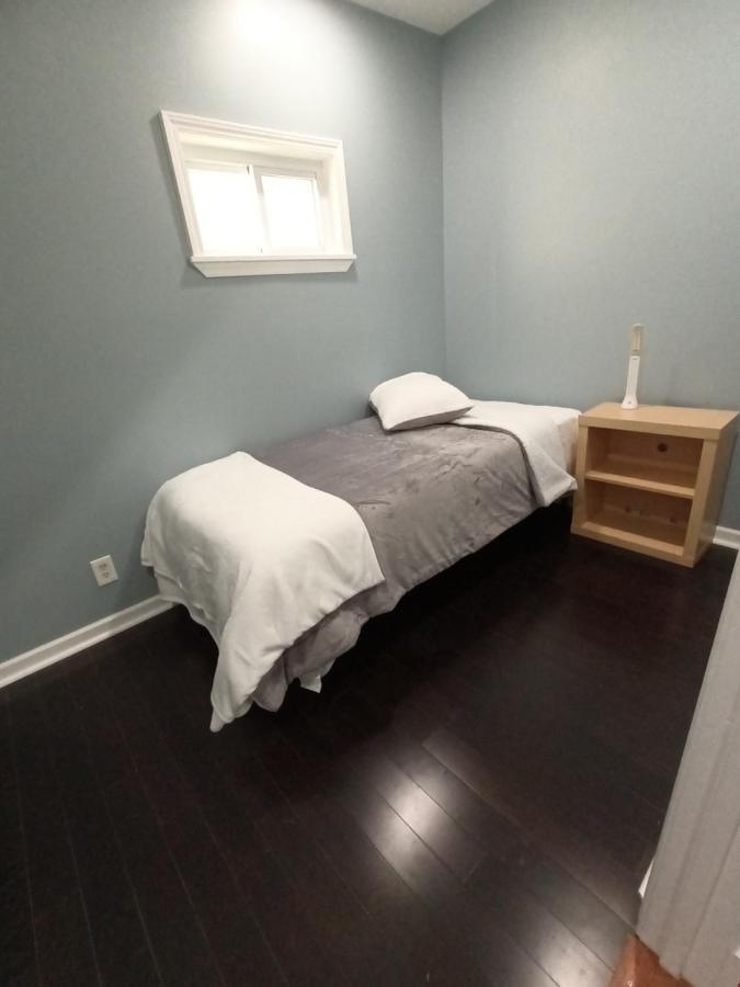 Cozy Updated 3-Br Apartment Near Peace Bridge Buffalo Kültér fotó